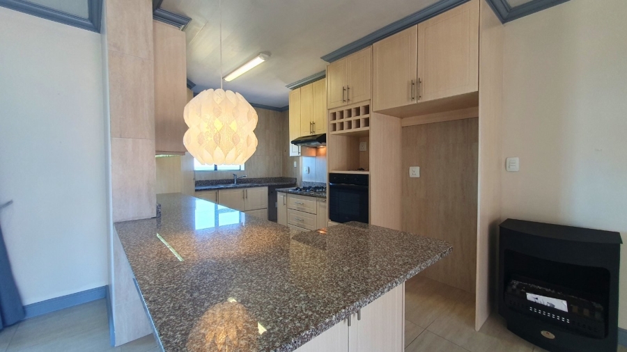 2 Bedroom Property for Sale in Dana Bay Western Cape